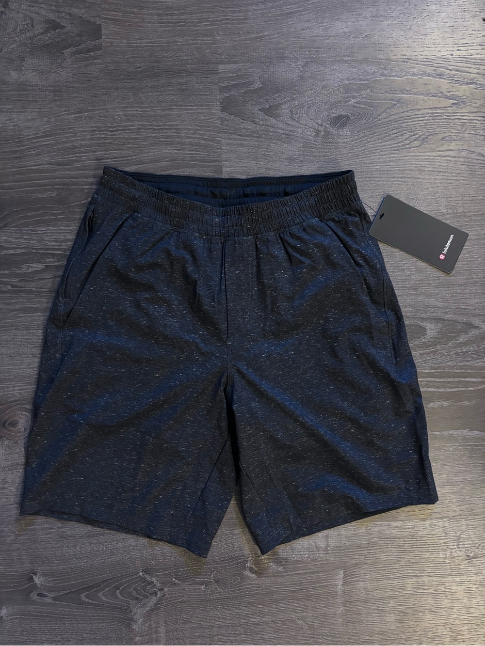 Lululemon Men's Dark Grey/Black Speckled NWT Size Medium